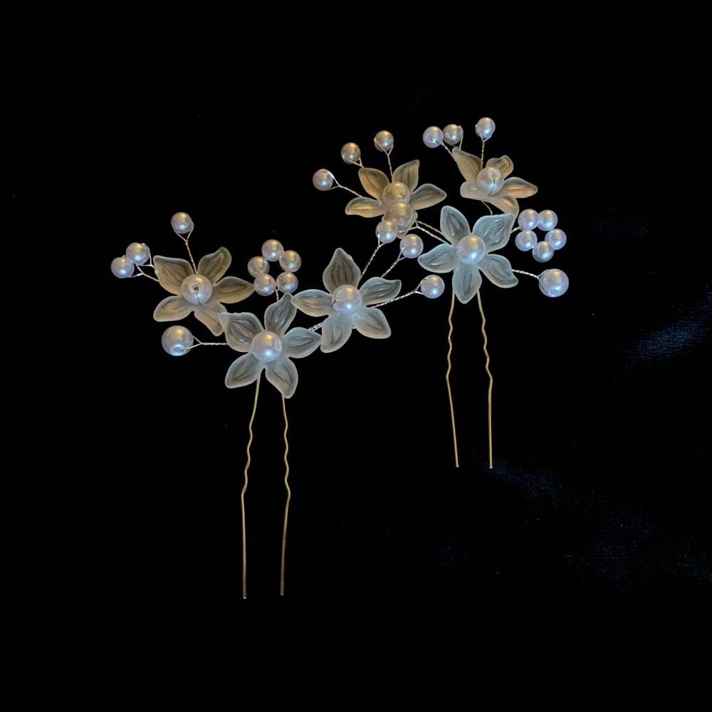 Pearl and Flower Hair Pieces